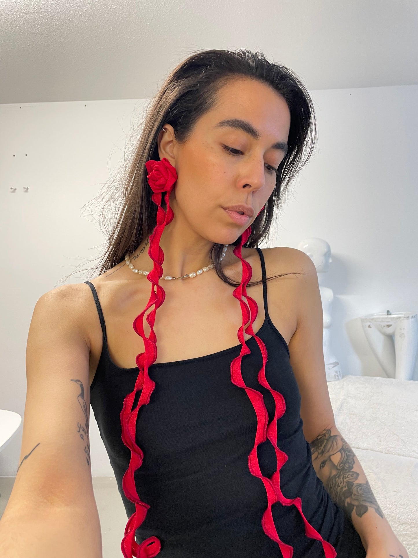 PETAL PAIRS - Red knit